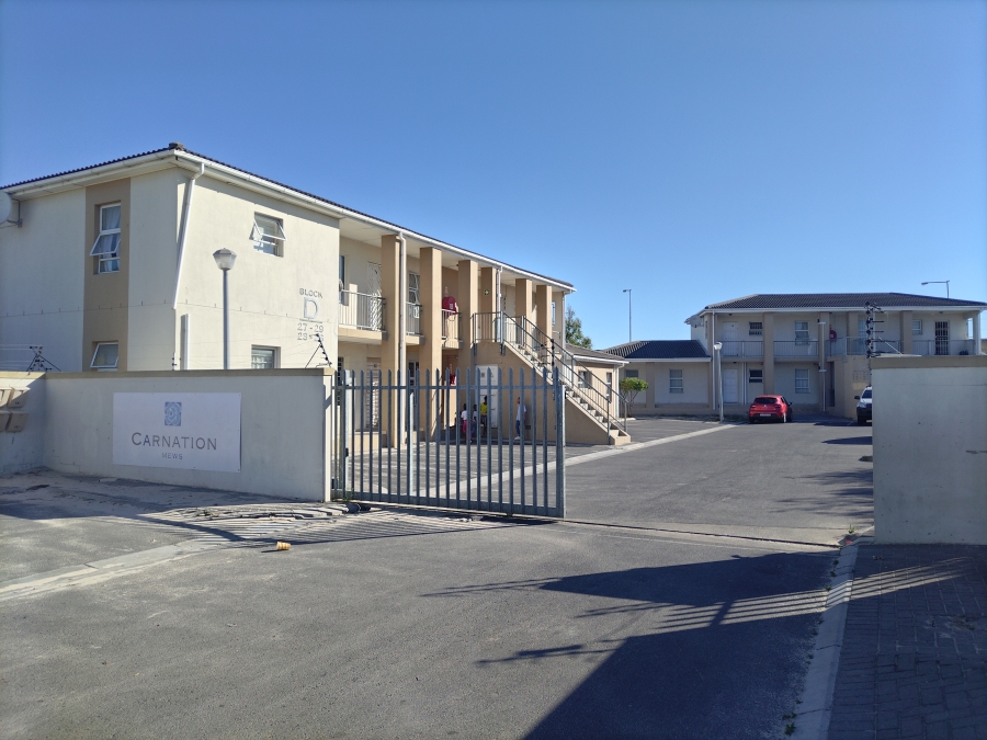 1 Bedroom Property for Sale in Sunset Glen Western Cape